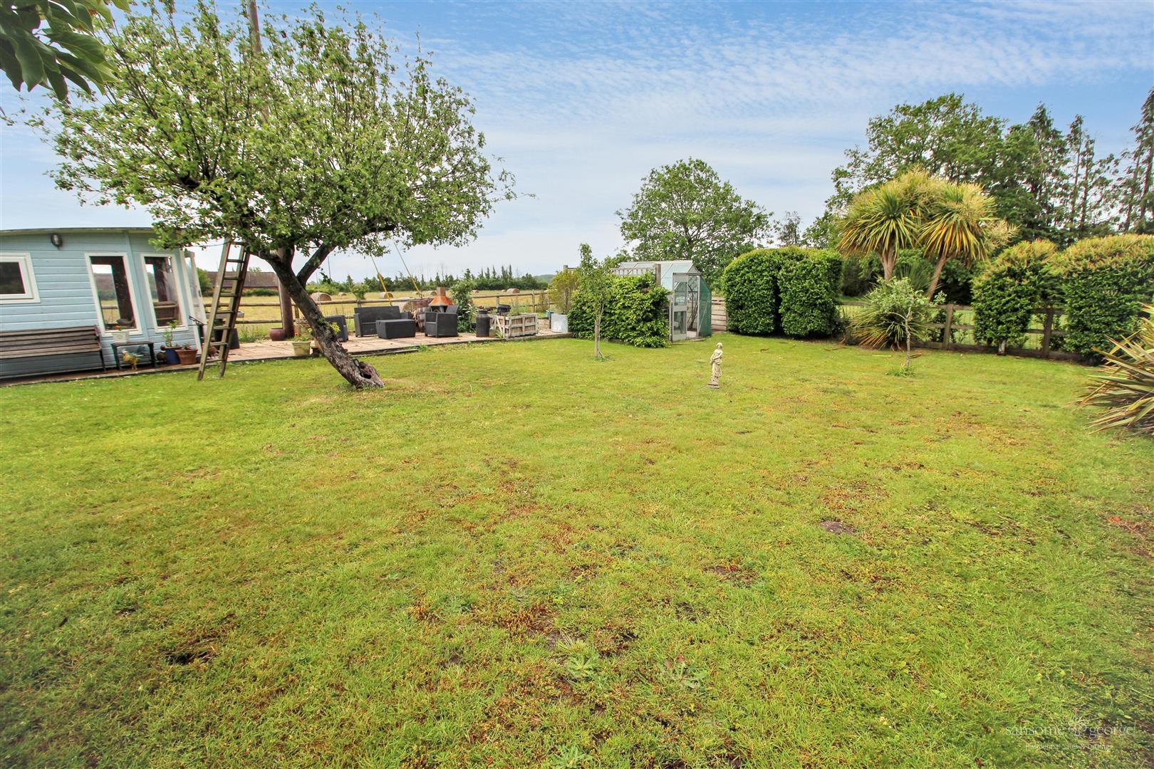 Crookham Common Road, Brimpton, Reading